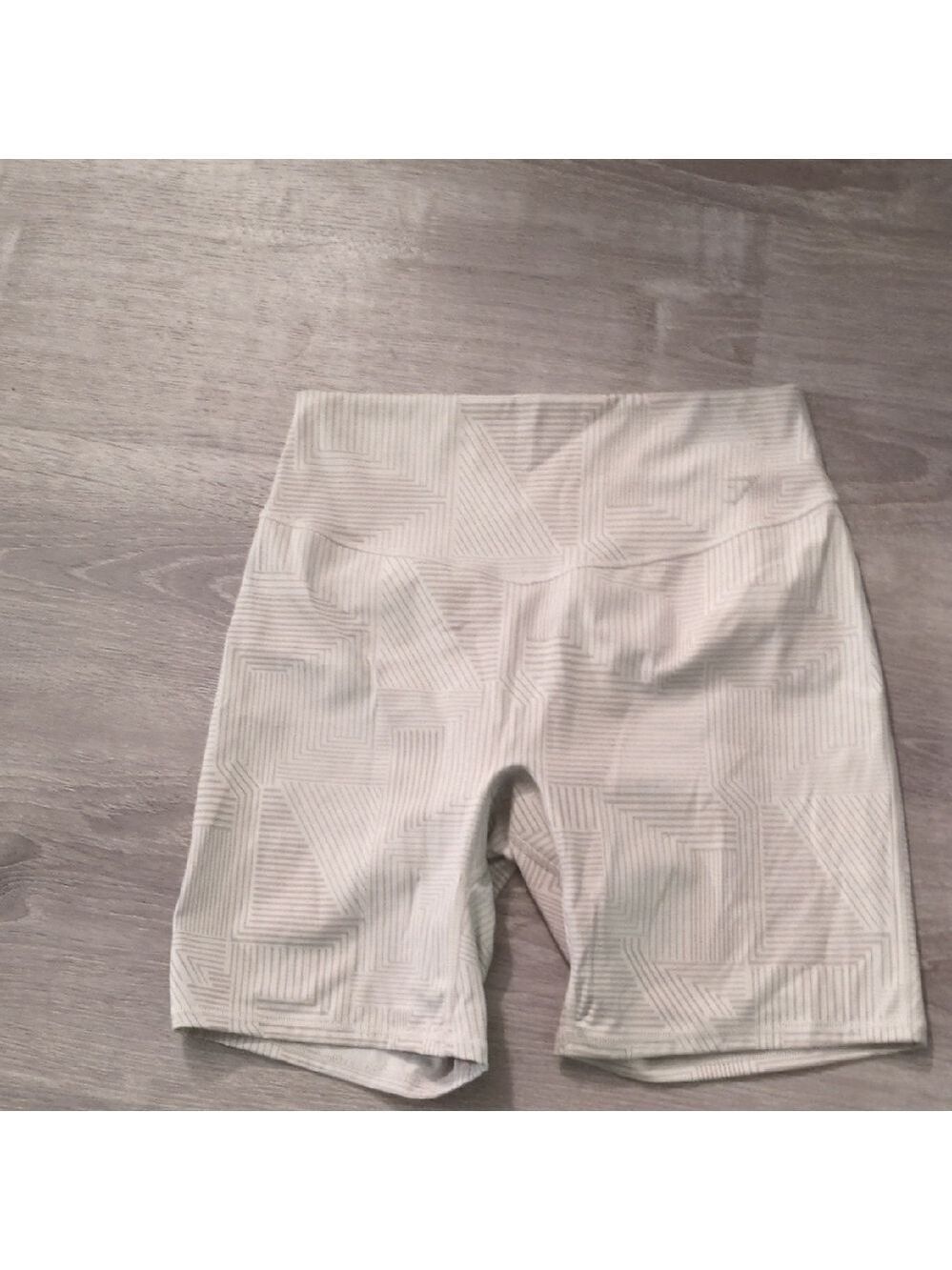 Gymshark Elevate Cycling Shorts Size XL